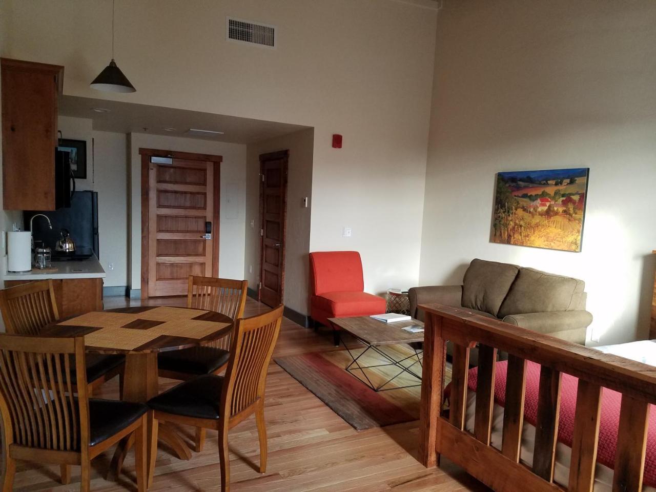 فندق Amity Flats المظهر الخارجي الصورة